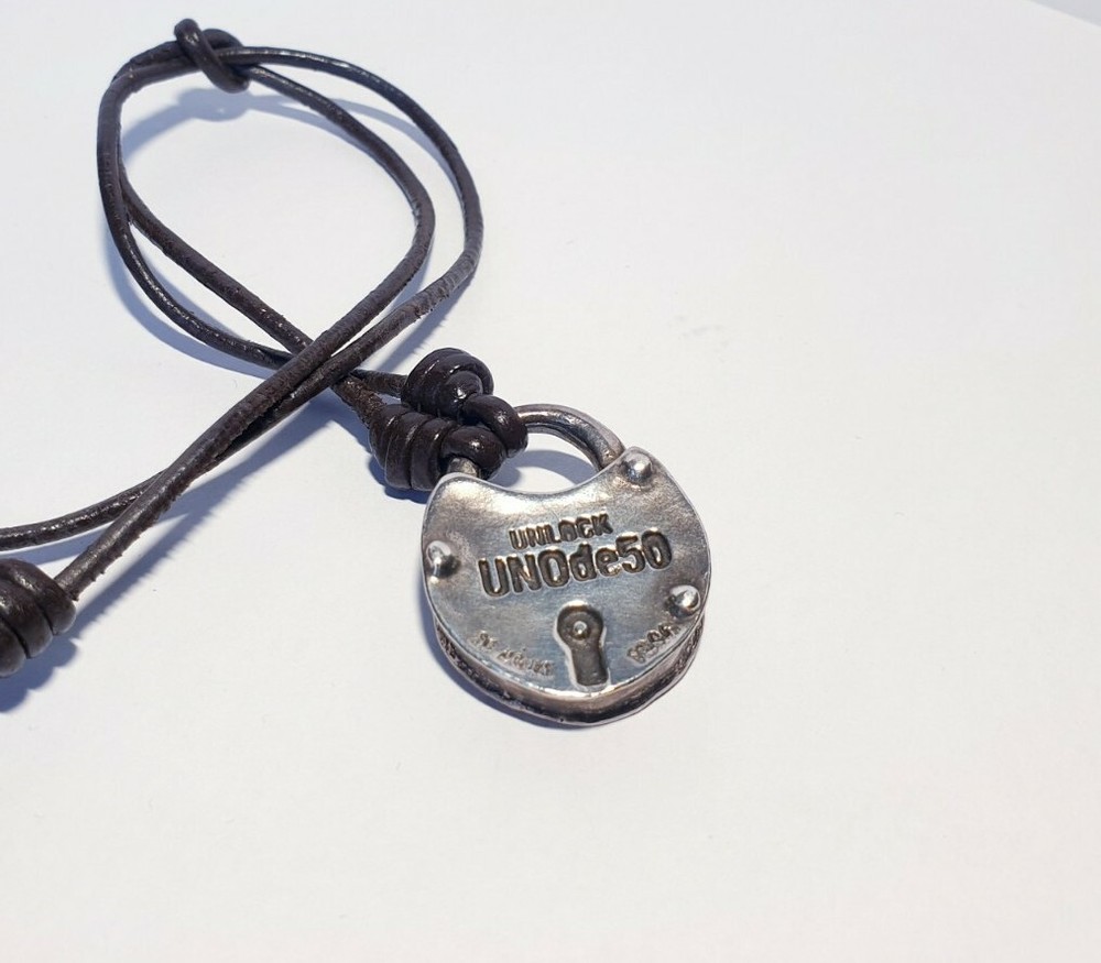 Vintage Solid Silver Italian made Pendant UNOde50