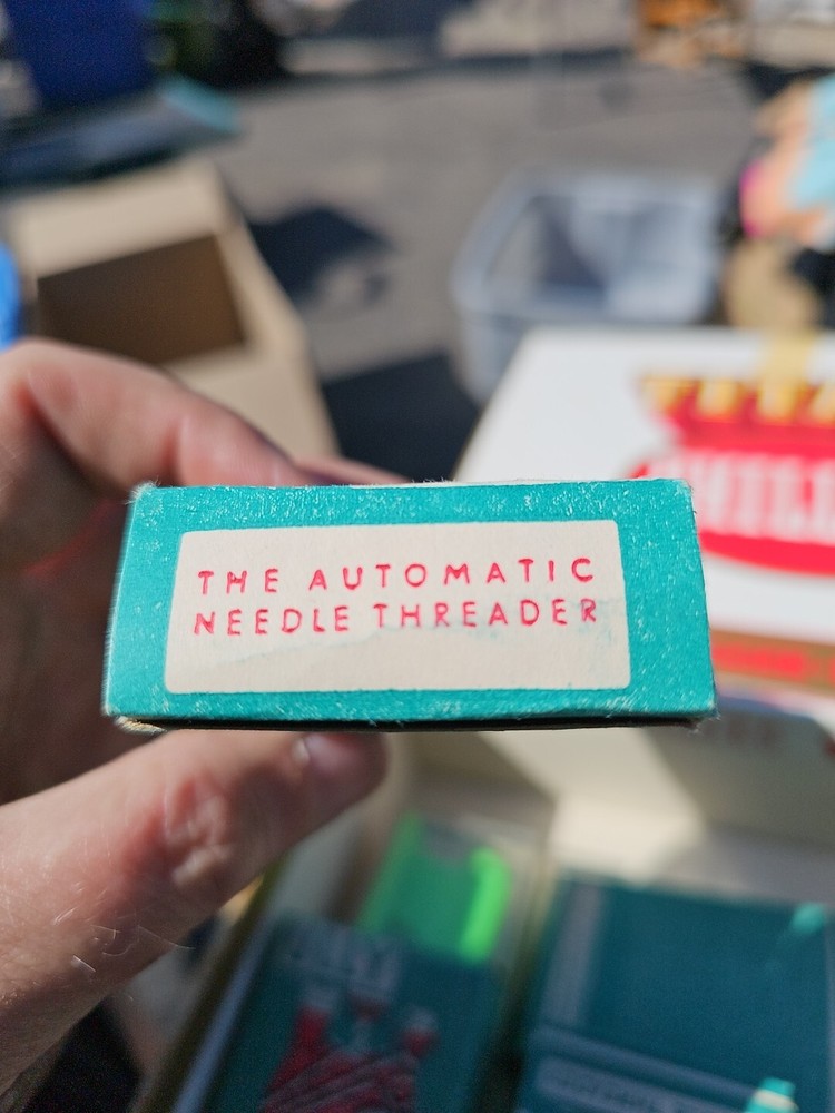 Vintage Witch Automatic Needle Threader with instructions Germany