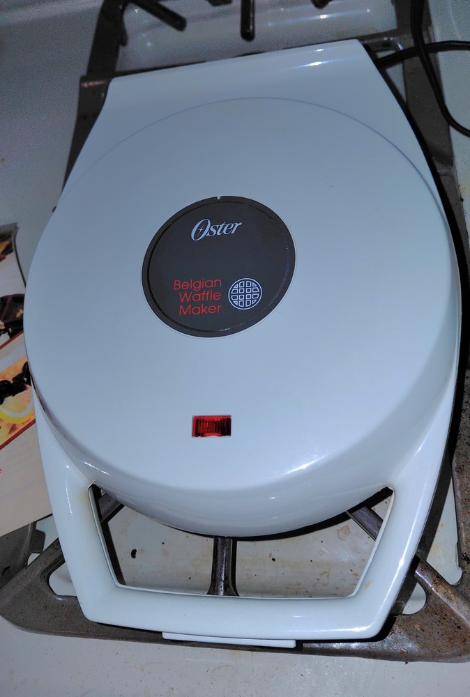 Vintage Oster Belgian Waffle Maker Tested