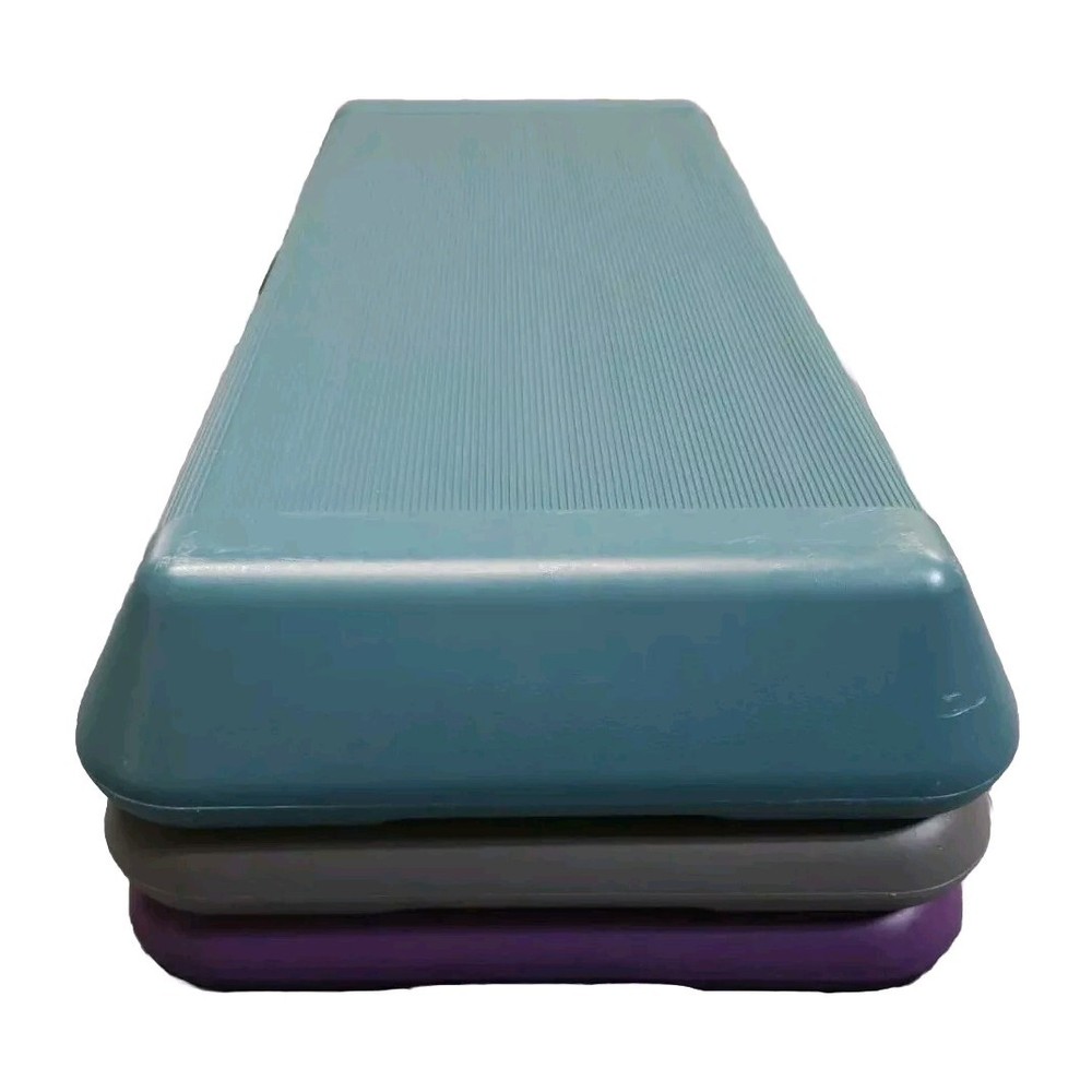 Authentic THE STEP Aerobics Home Circuit Platform W/4-Risers Aerobics Exercise.