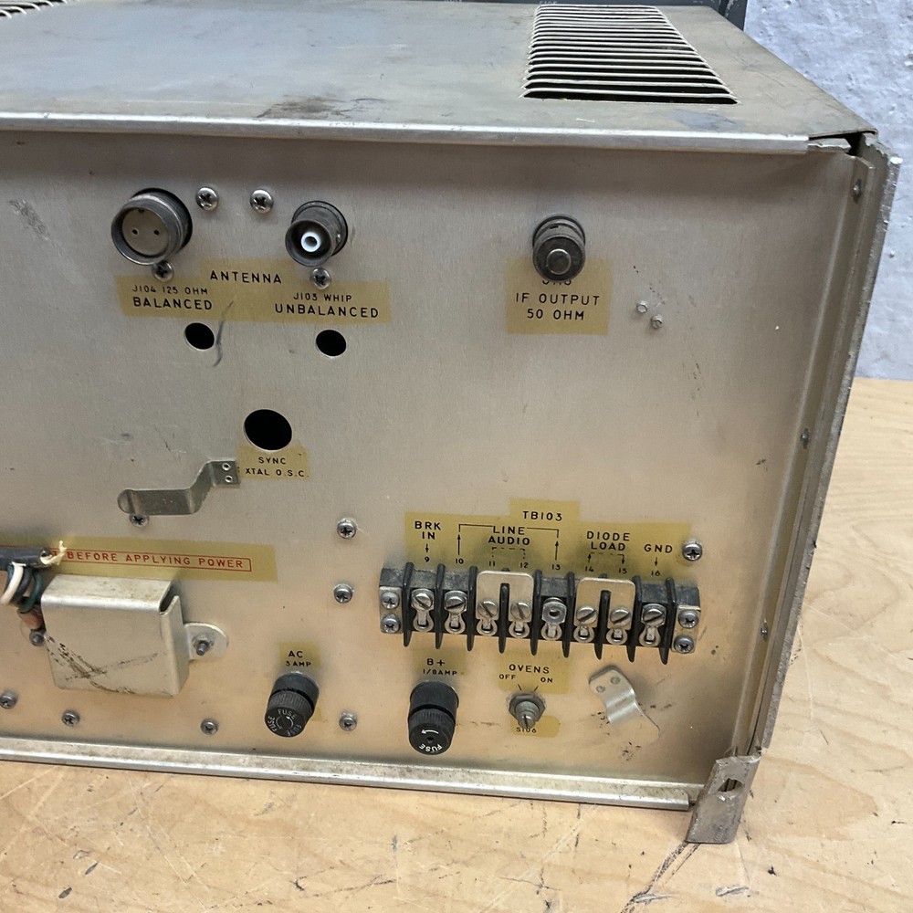 Stewart-Warner R-390a/URR Communication Receiver NICE