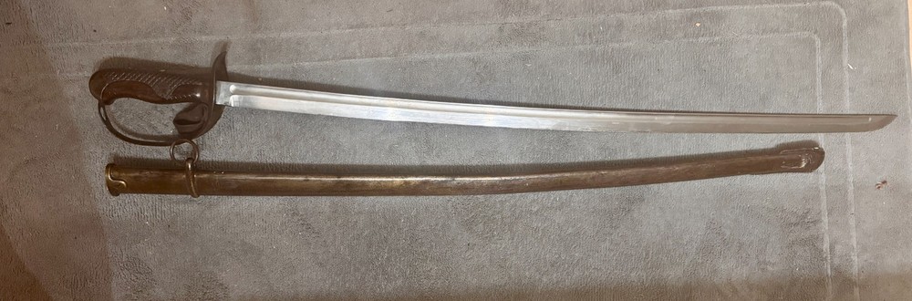 WW2 Japanese NCO Sword with Scabbard
