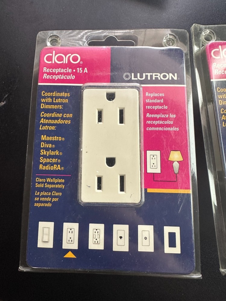 CLARO RECEPTICLE 15A