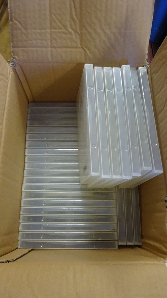 25 Nexpak SecureCase DVD Sleeveless Security Cases w/ Blue Locking Clips