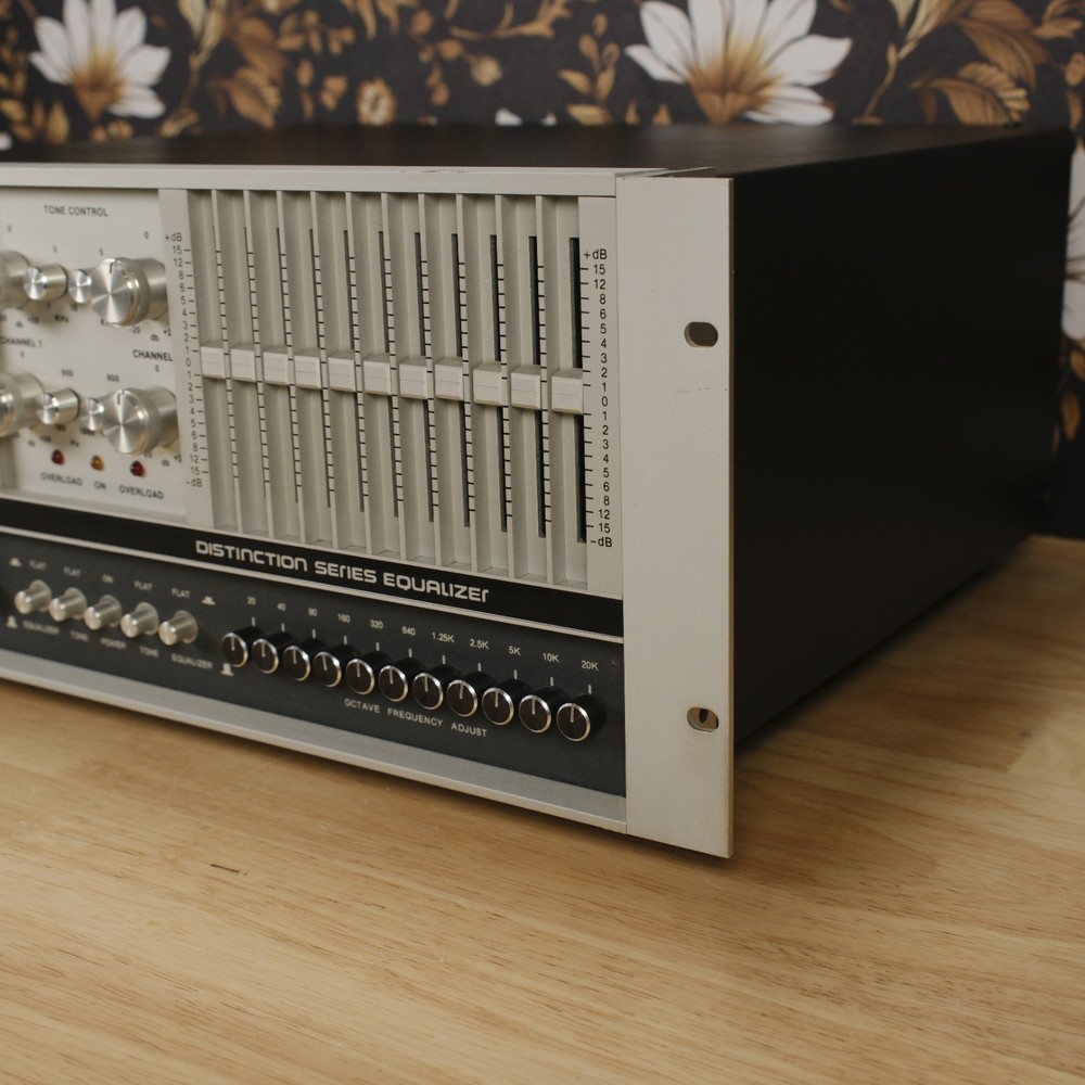 Fully Serviced Crown EQ 2 Graphic Equalizer Distinction Series Balanced
