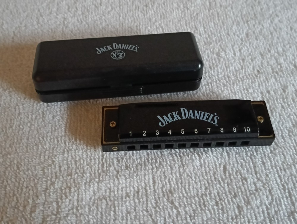 NEW UNUSED Jack Daniel’s Whiskey Diatonic Harmonica & Case