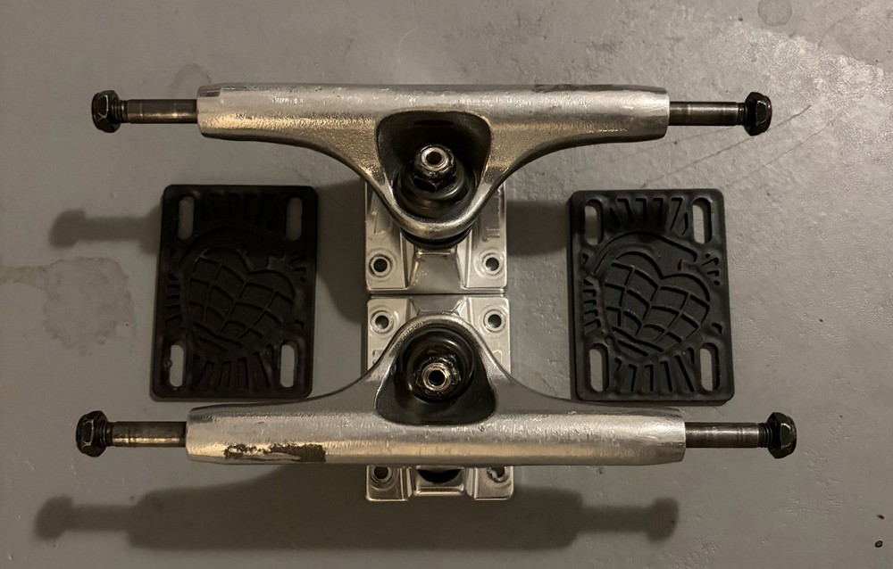 Thunder Lights 149 Skateboard Trucks