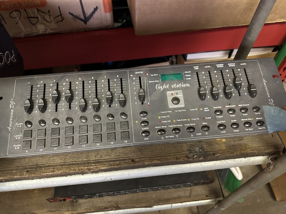 American DJ Light Source DJ Controller