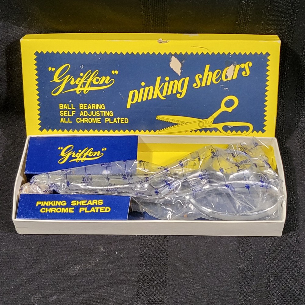 GRIFFON Pinking Shears Model "A" Size 8. Original Box. Vintage
