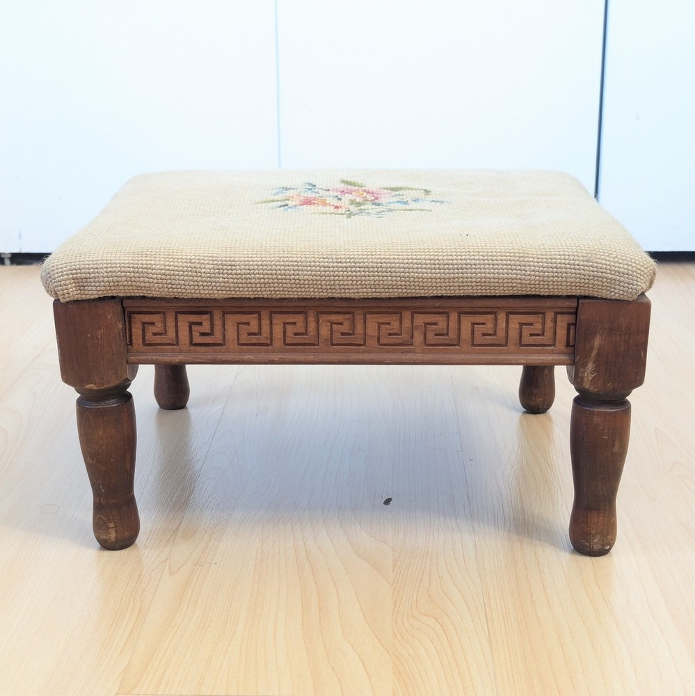 Vintage Floral Pattern Needlepoint Foot Stool Wood Rectangular 14"x12"x8"