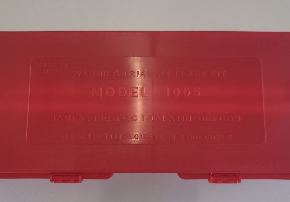 1005 James King Warning Triangle Flare Kit