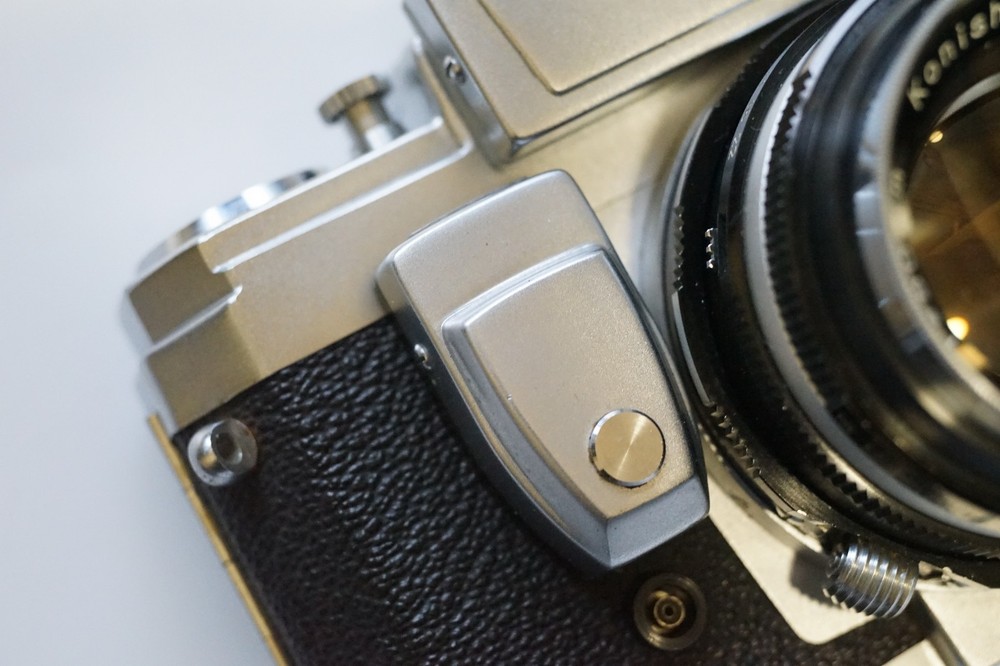 @RARE@ Full/ Half Frame Konica IIIM Rangedinder with Half Frame Adapter!