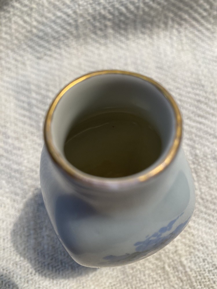 Small Ivory bud vase with Blue florals