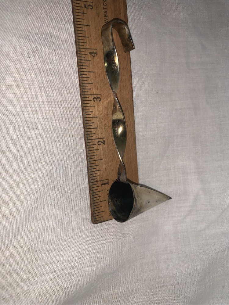 Vintage Silver Plated Candle Snuffer: Twisted Handle Home Decor