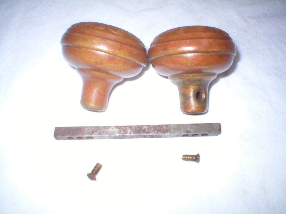 Victorian Decorative Doorknob Pair