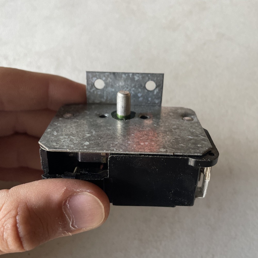 Westinghouse Genuine Pulse Switch Q80598