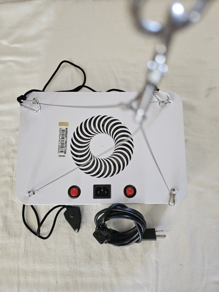 Atshark 100 Watt Led Grow Light Veg + Bloom Switch Panel