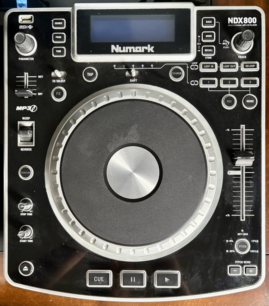 Numark NDX 800 Professional Midi/MP3/CD Player