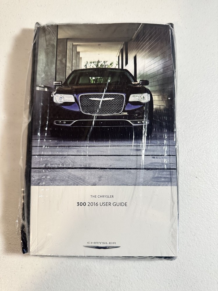 2016 Chrysler 300 Owner's Manual Set OEM