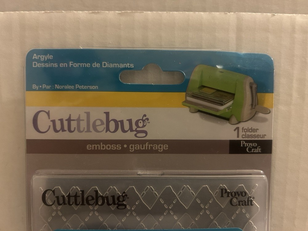 Provo Craft Cuttlebug Spots & Dots (1 embossing Folder) + Argyle (1 Folder)