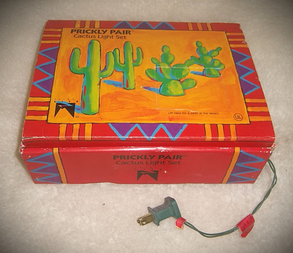 CACTUS Christmas Tree LIGHT String Plastic Blow Mold Prickly Saguaro Vintage