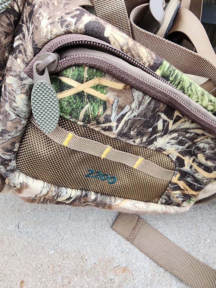 Badlands 2200 Hunting Backpack ( Never Used)
