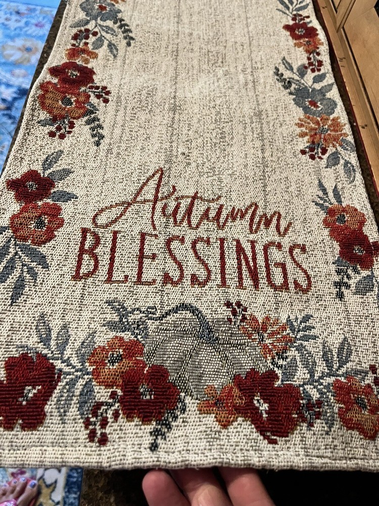 Autumn table runner 52” x 11.75” VGUC