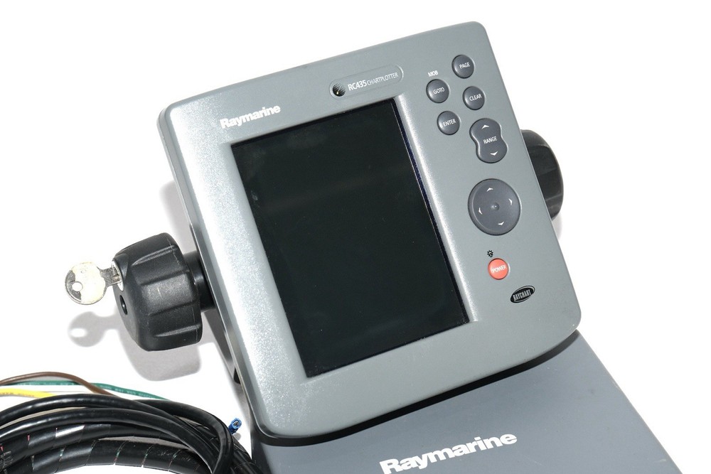 Raymarine RC435 Color Chartplotter