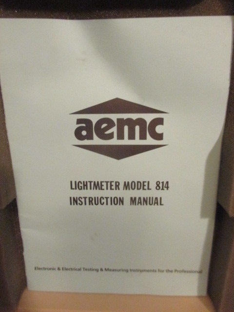 AEMC 814 LIGHT METER AND SENSOR CASE KIT TEST EQUIPMENT (AA2) *