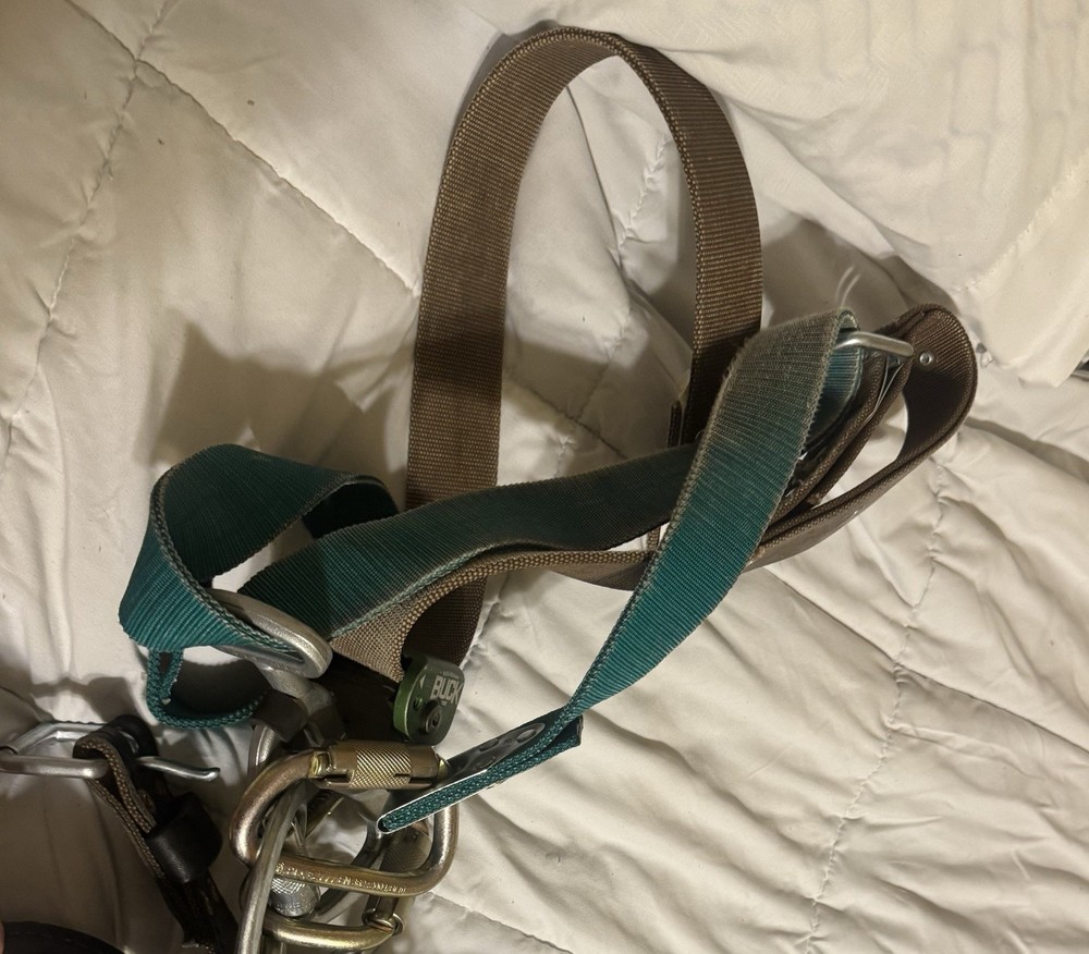 Buckingham 483D Bucksqueeze Lineman Fall Protection