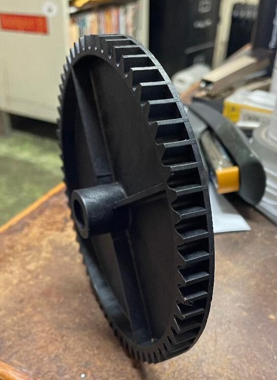V5 - Plastic Gear (NOS)