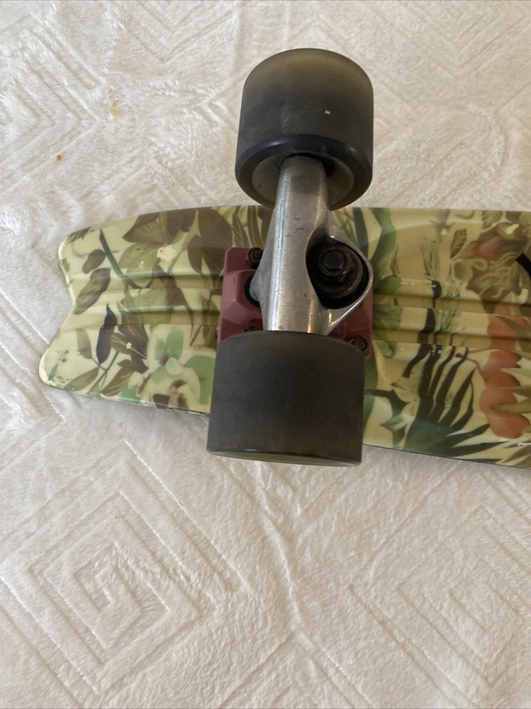 Globe Bantam Graphic Complete Skateboard - 23in x 6in