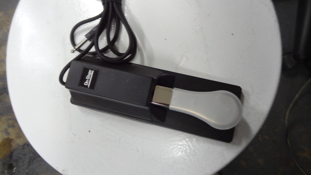 On-Stage KSP100 Universal Sustain Keyboard Pedal