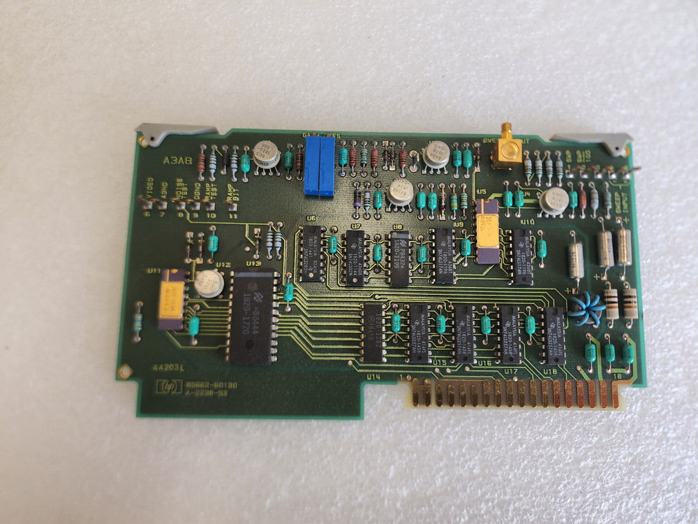 HP/Agilent 85662-60130 Spectrum Analyzer Display Section Board Assembly