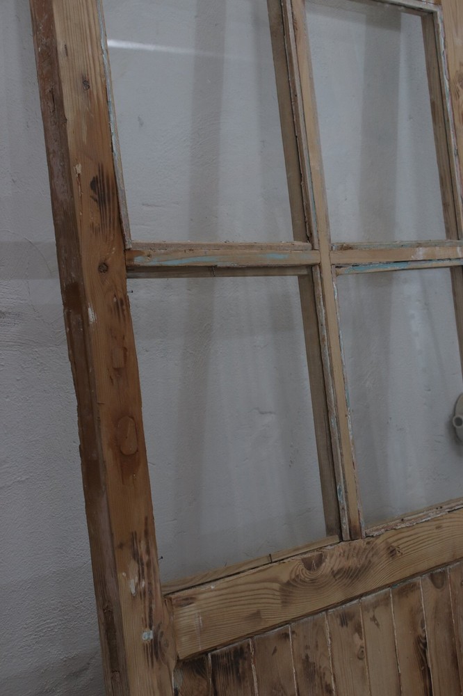 VINTAGE SINGLE GLASS DOOR L242