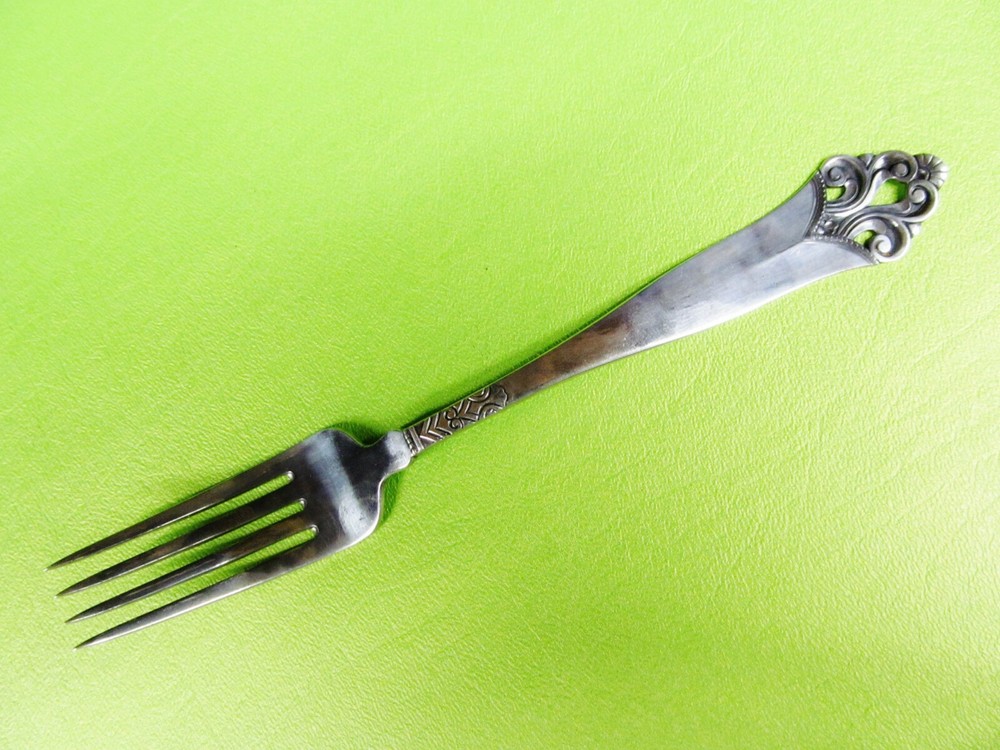 .830 Silver Lillemor by Th. Marthinsen Dinner Fork 7 1/2".