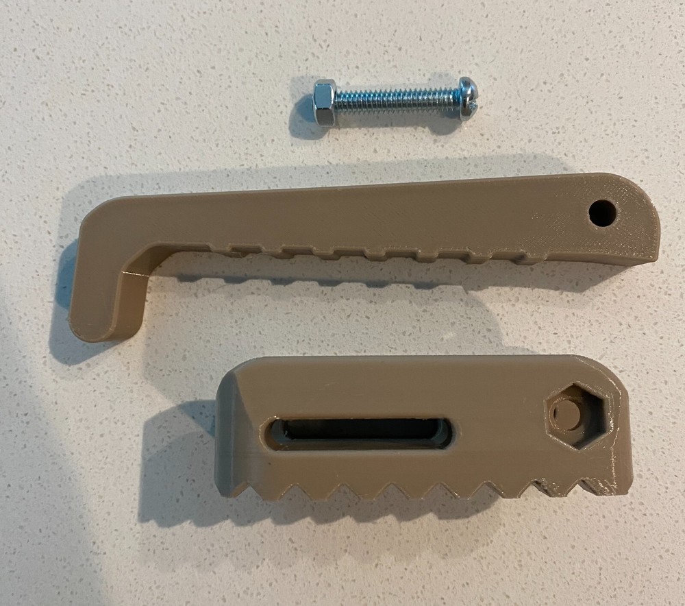 Saddle hunting Bow Hanger for HYS style strap or any strap