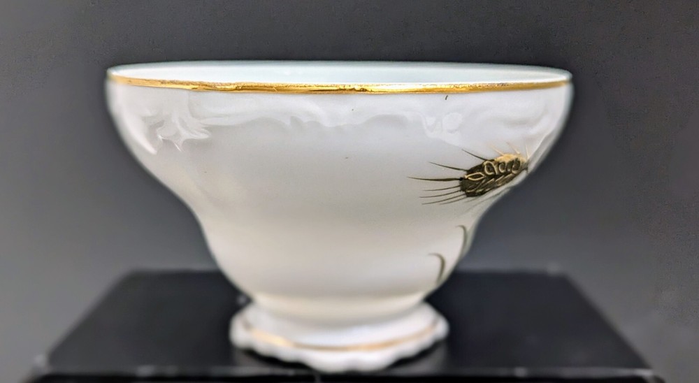 White & Gold W/ Embossed Pattern And Gold Painted Wheat Pattern On Cup