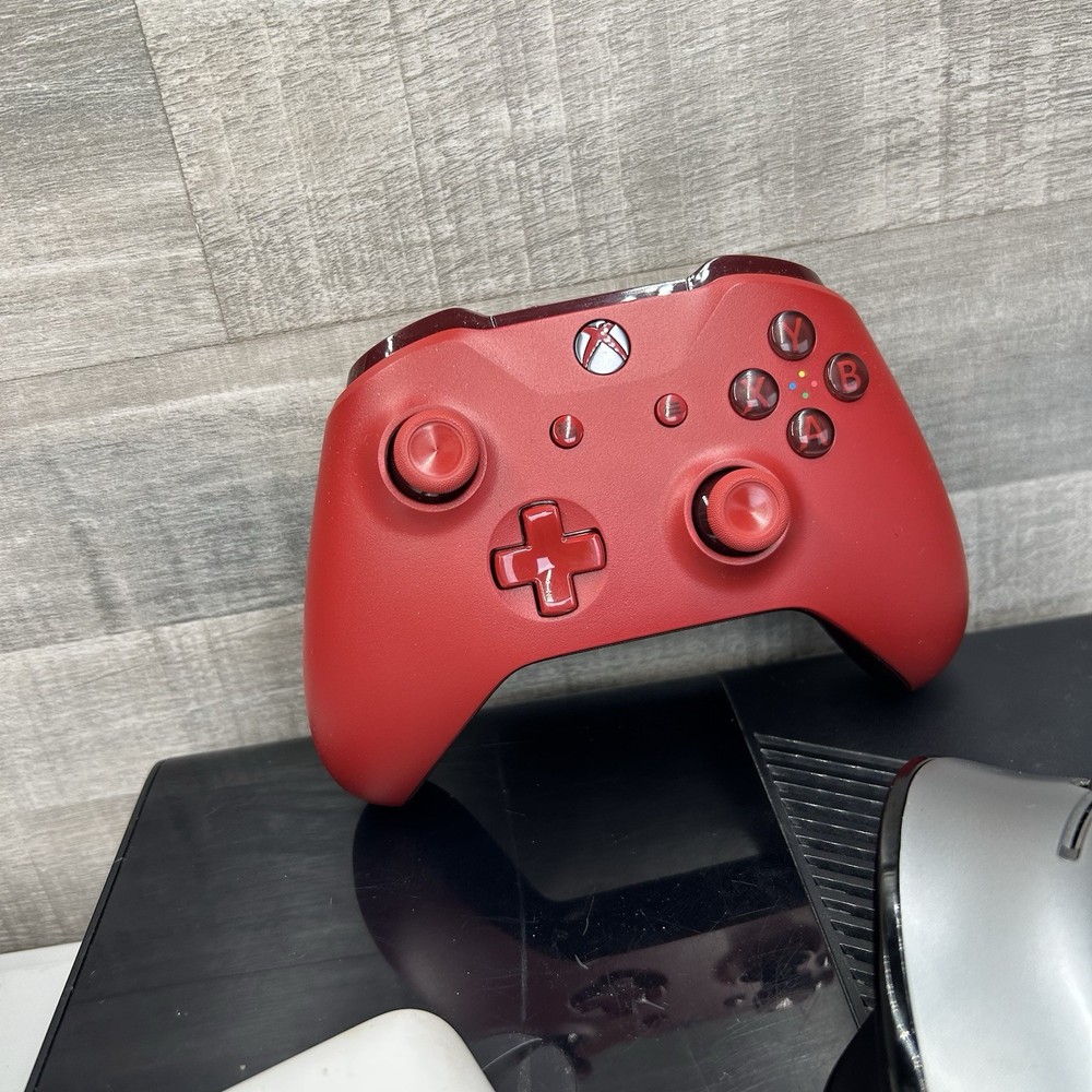 Microsoft Xbox 360 E 250GB Console SYSTEM ONLY UNTESTED With Hard Drive