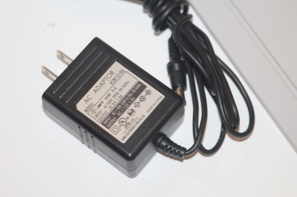 Elmo HV-11-110XG Digital Visual PresenterProjector + Power Supply & Cable TESTED