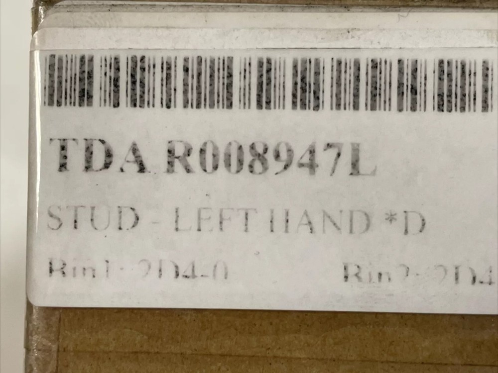 TDA R008947L MERITOR STUD - LEFT HAND
