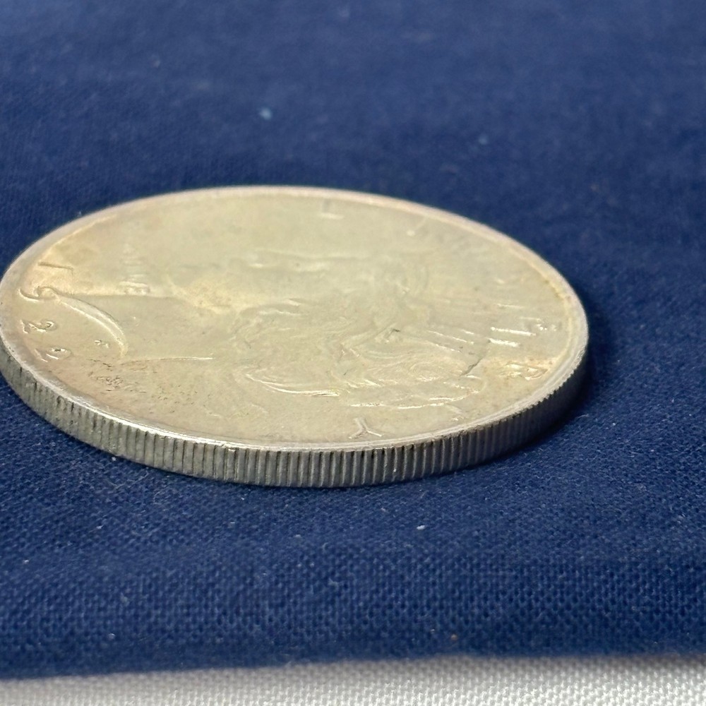 1922 Peace Dollar $1 US Coin 90% Silver