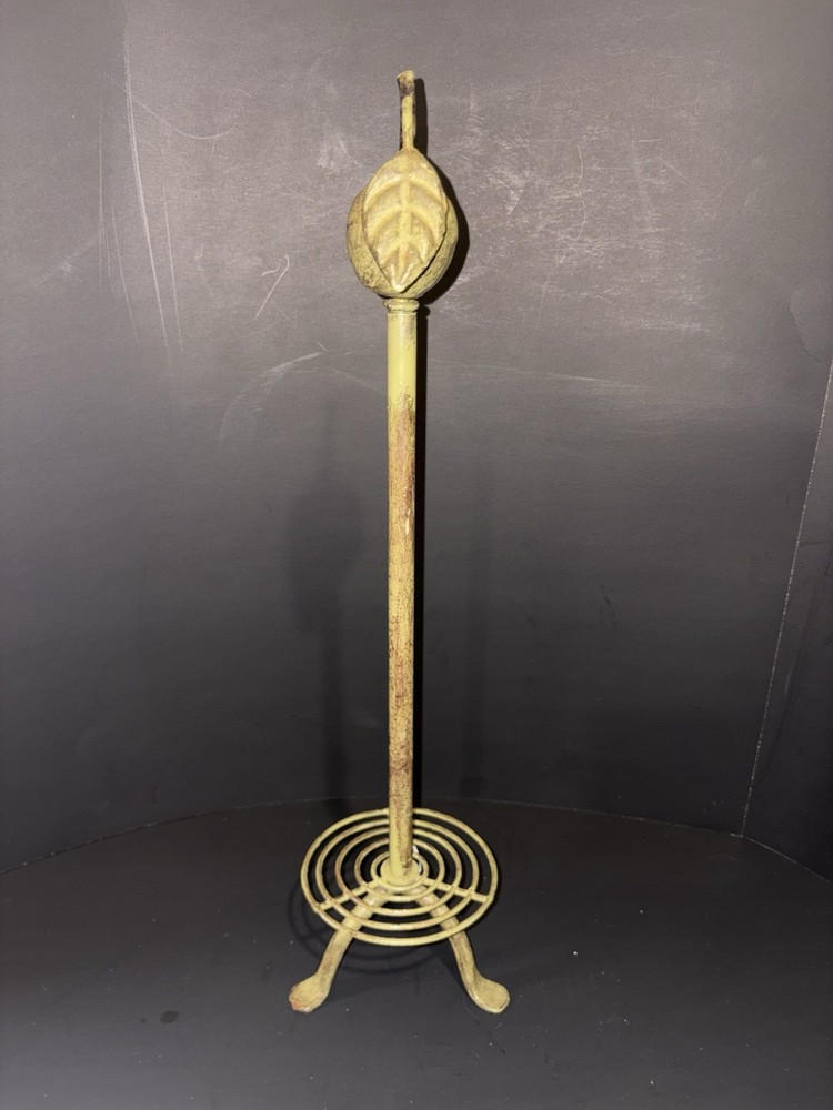 Paper Towel Holder- Rustic