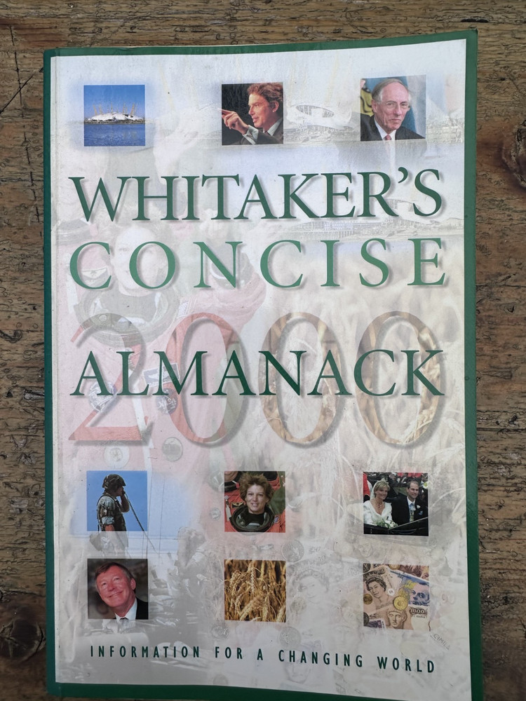 Whitaker's Almanack 2000 - Paperback