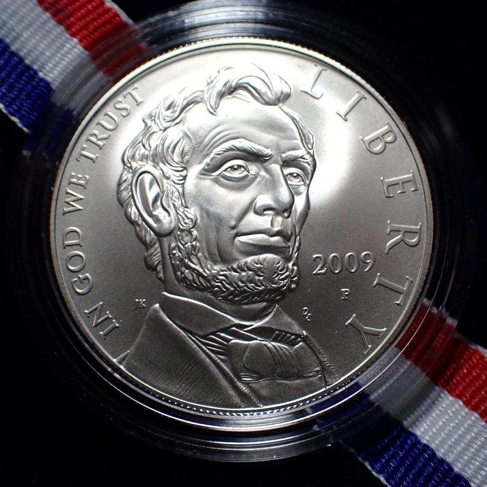 2009-P Abraham Lincoln BU Commemorative 90% Silver Dollar