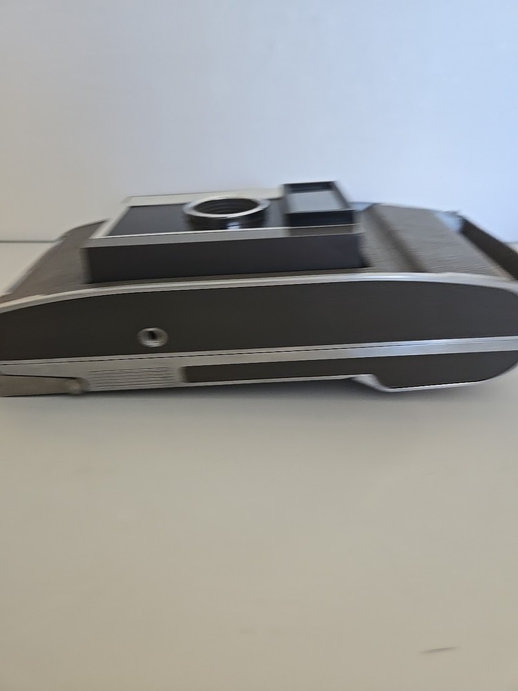 Vintage Polaroid Land Camera Model J66 Flash