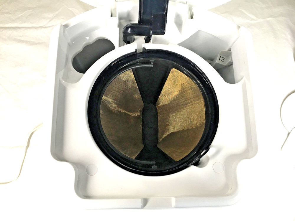 Cuisinart Brew Central Programmable Coffeemaker DCC-1200W Excellent !