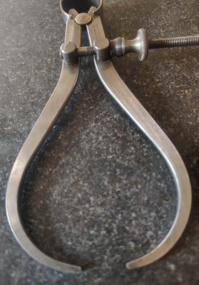 🗽 STARRETT 3-1/2" OD CALIPER, SMOOTH MOVEMENT