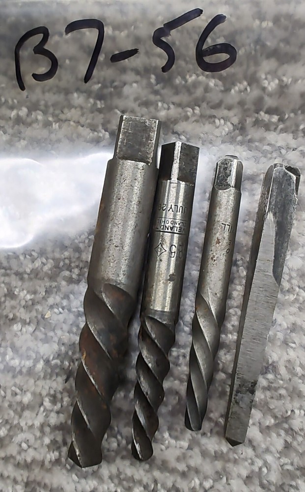 🗽SET OF FOUR EASY OUTS