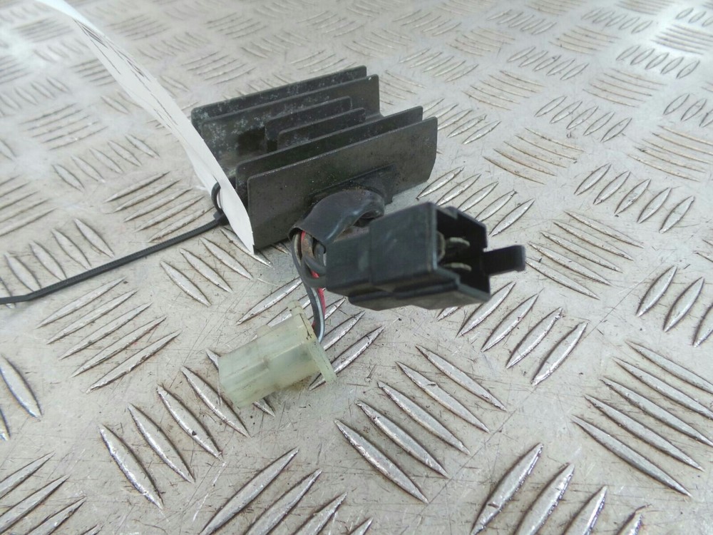 2002 SUZUKI GZ 125 RECTIFIER REGULATOR